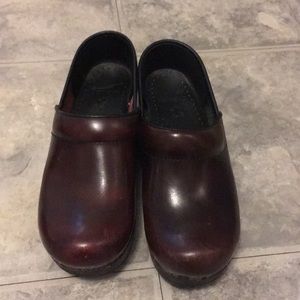 Dansko woman’s 37 shoe